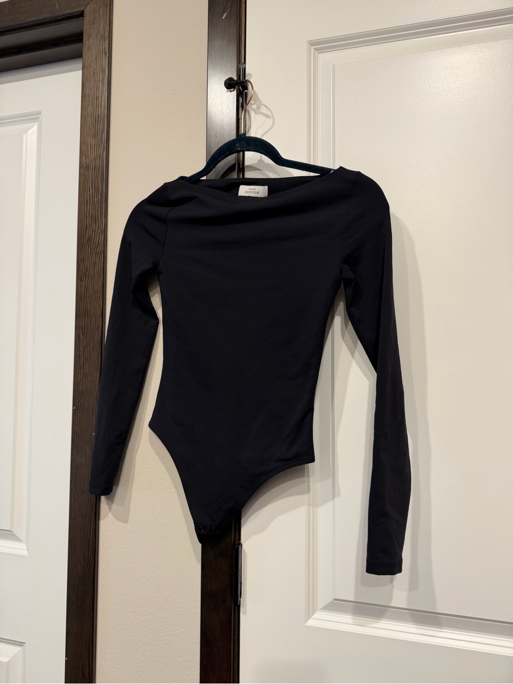 Aritzia babaton contour bodysuit